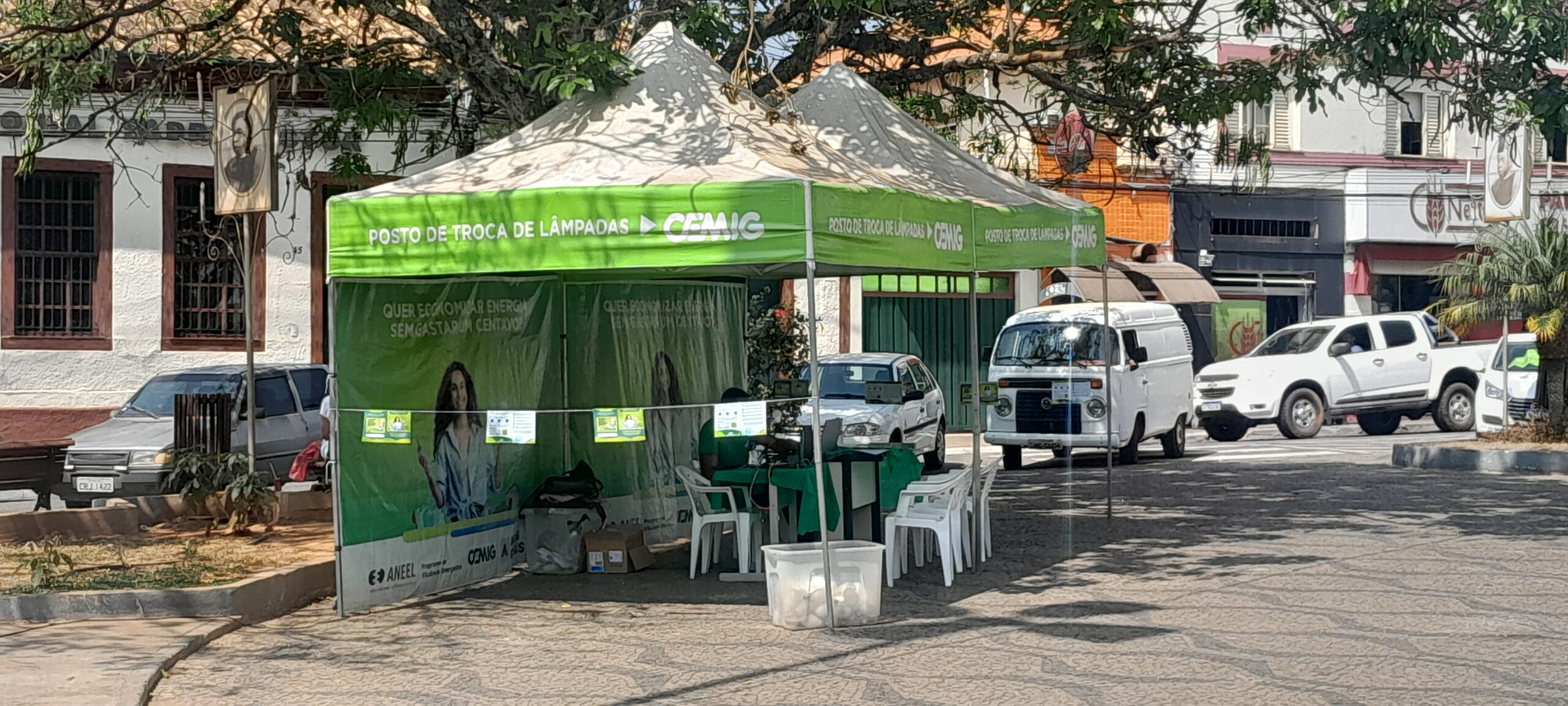 Cemig disponibiliza posto de troca gratuita de lâmpadas em Três Pontas