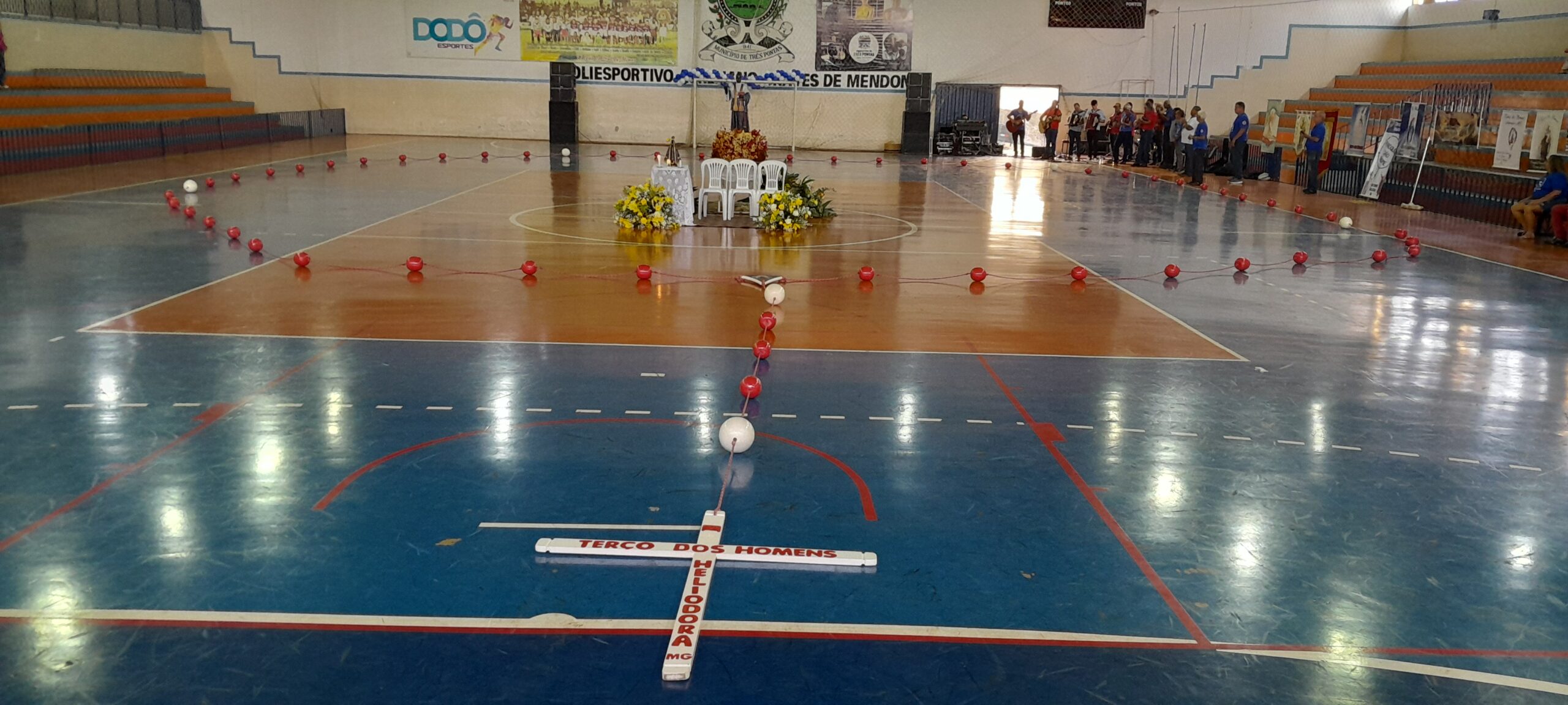 Três Pontas recebe tercistas de 50 paróquias da Diocese, em encontro diocesano do Terço dos Homens