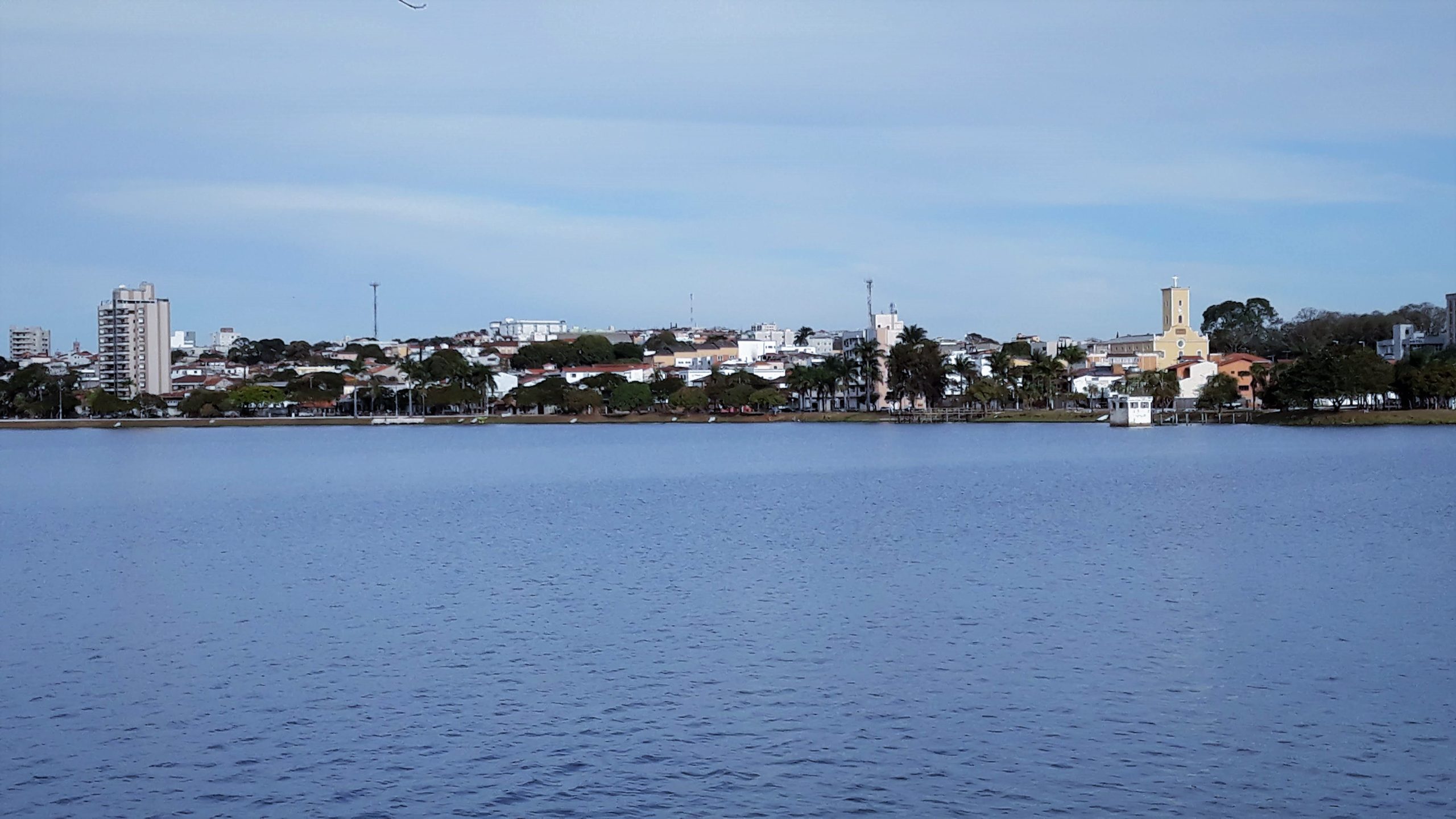 Empresário de 58 anos é assassinado em Boa Esperança; suspeito segue foragido