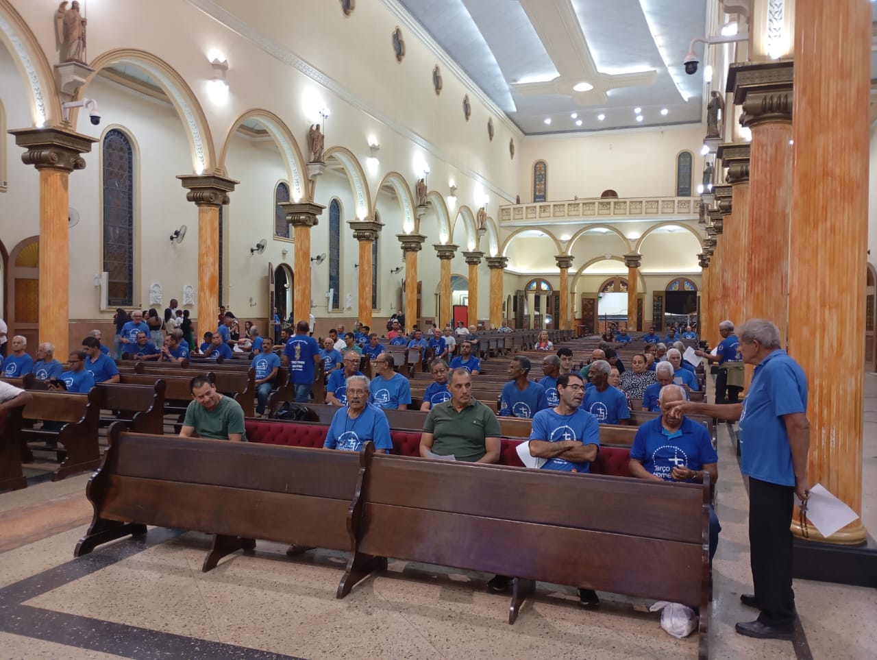 Três Pontas sedia Encontro Diocesano do Terço dos Homens