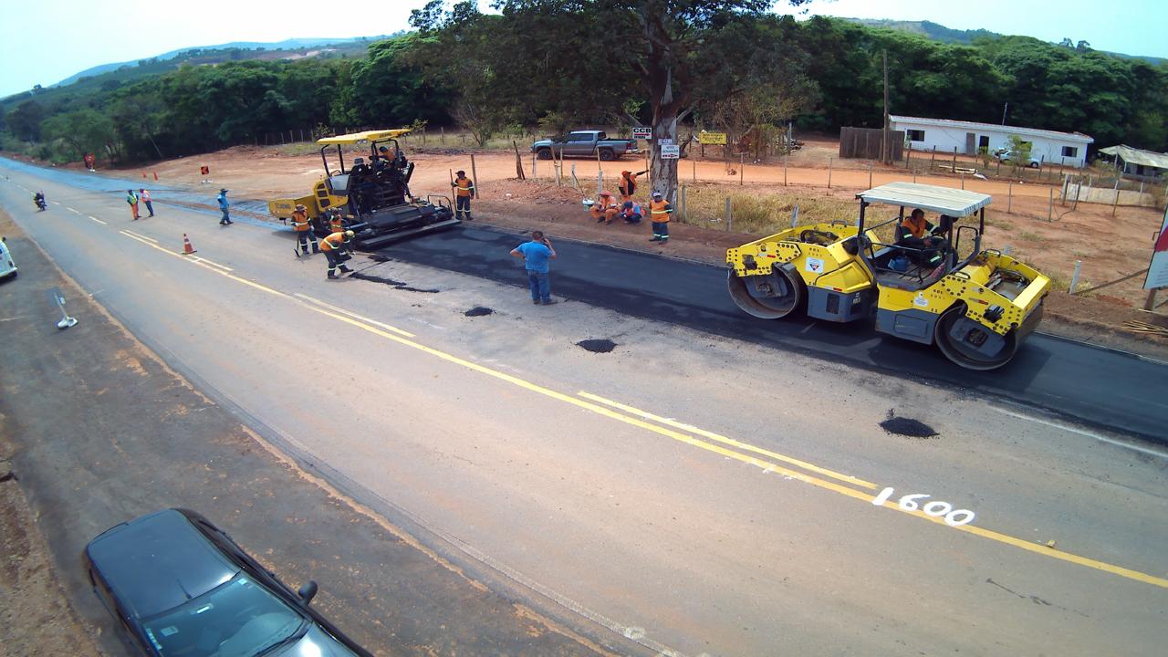 Começa a construção do acostamento na MG 167, entre Três Pontas e Varginha