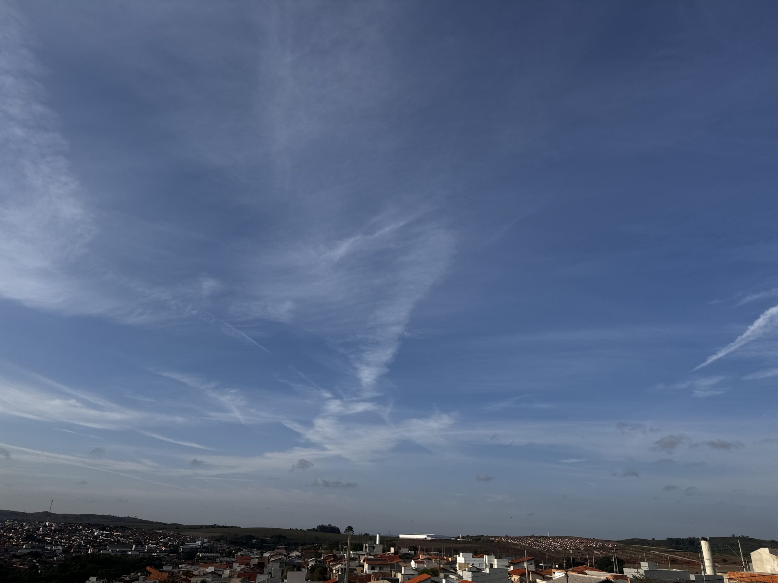Quarta-feira, o dia será marcado por um clima agradável e ensolarado