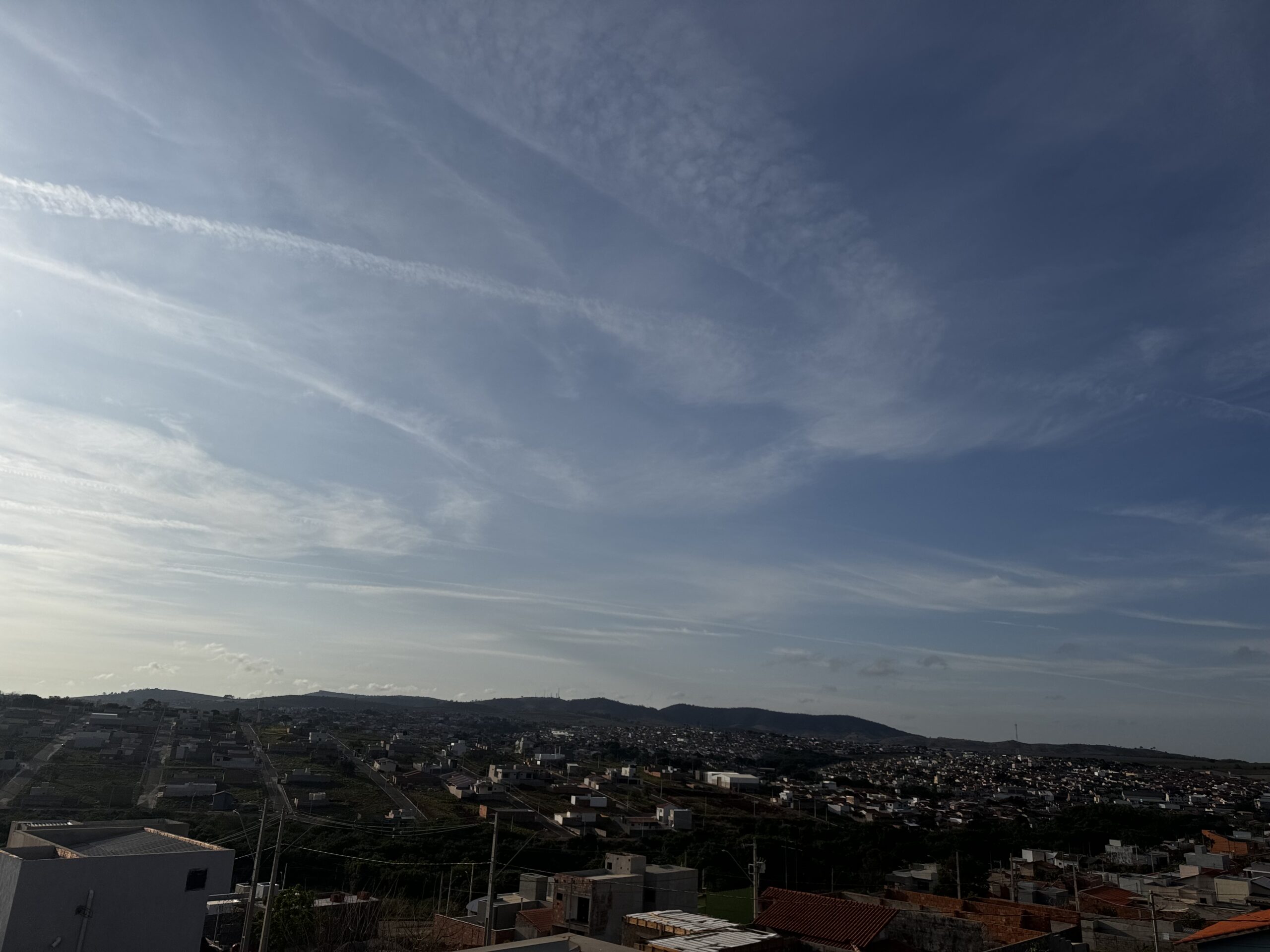 Terça-feira de tempo agradável sem previsão de chuva