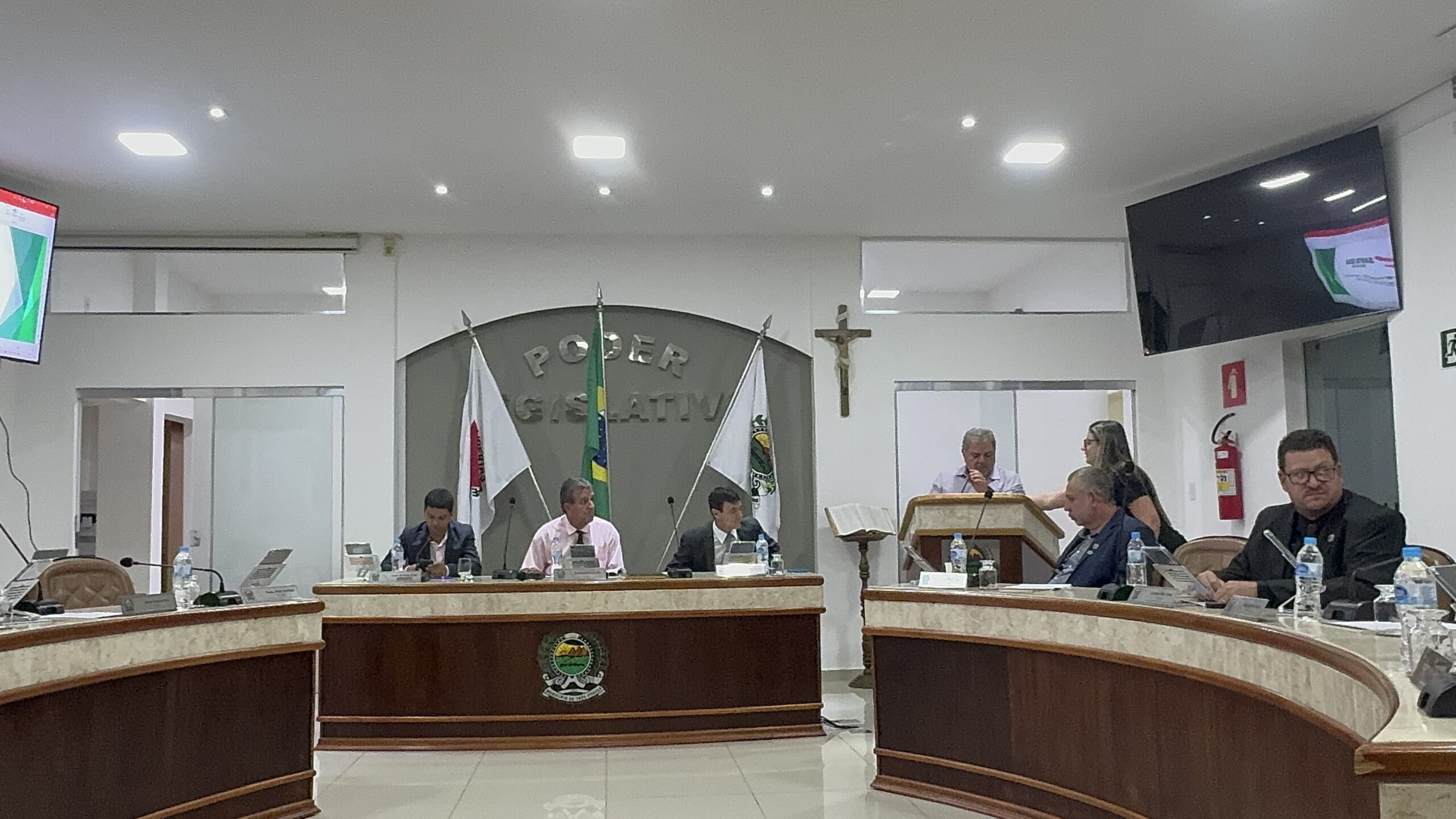 Câmara debate atendimento pediátrico no Hospital e estrutura para Festa do Padre Victor