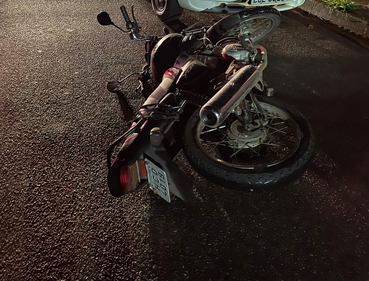 PM prende motoboy do tráfico que faz entregas de maconha e cocaína a domicílio