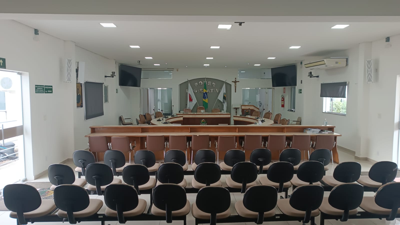 Justiça Eleitoral diploma amanhã, vereadores e prefeitos eleitos de Três Pontas e Santana da Vargem