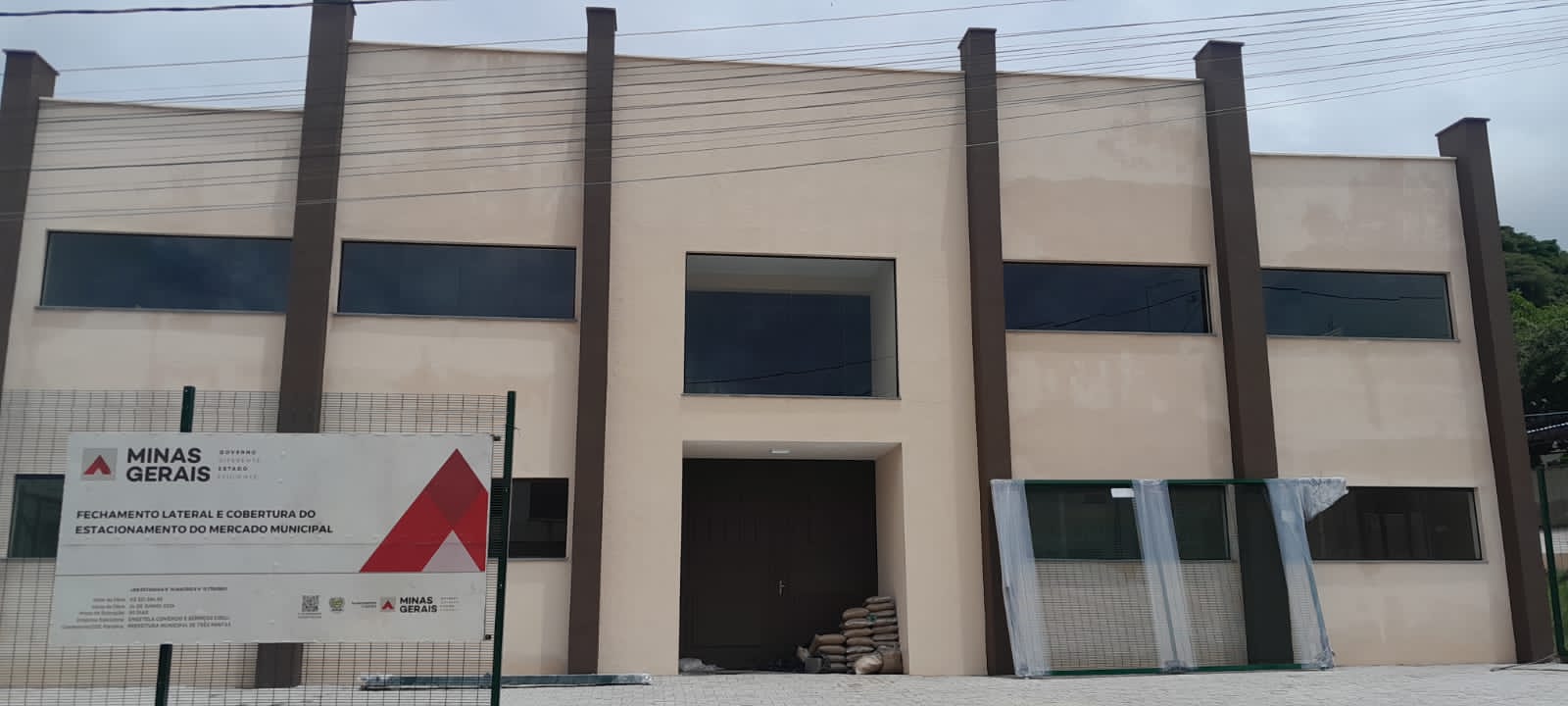 Inauguração do Mercado Municipal marca nova era de valorização do produtor rural em Três Pontas