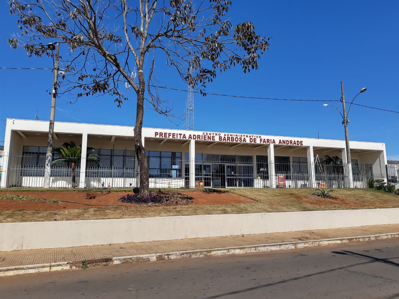 Prefeitura decreta pontos facultativos no Natal e Ano Novo