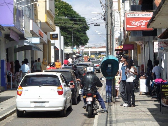 Comércio de Três Pontas amplia atendimento para as festas de fim de ano