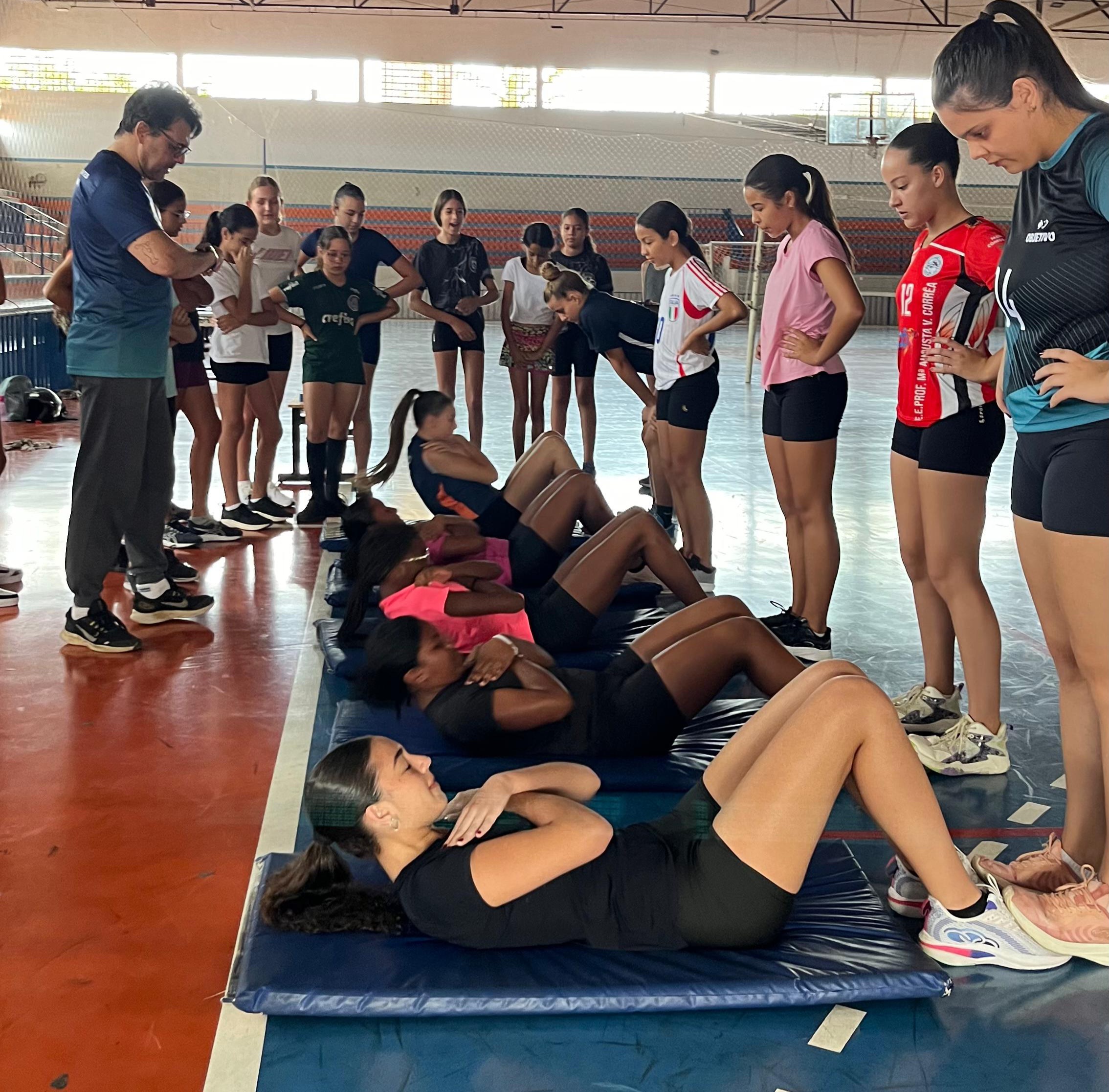 Voleibol feminino de Três Pontas se prepara para nova temporada