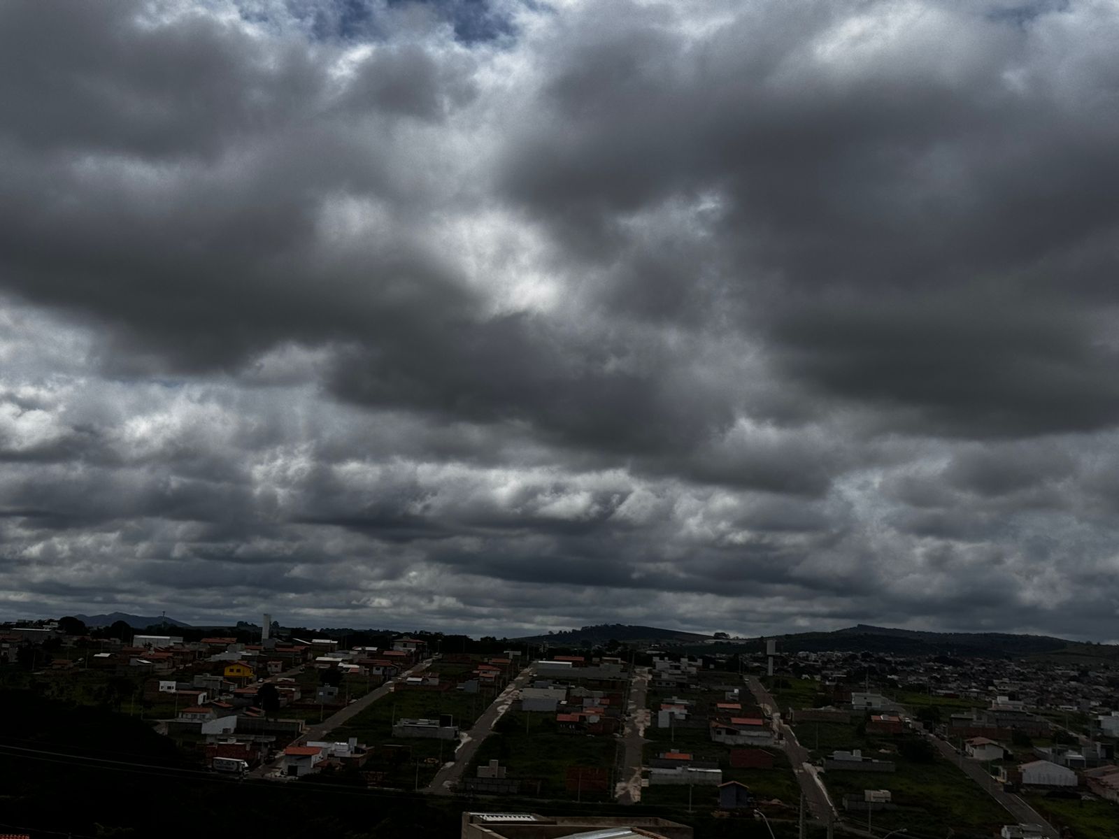 Sexta-feira chuvosa em Três Pontas