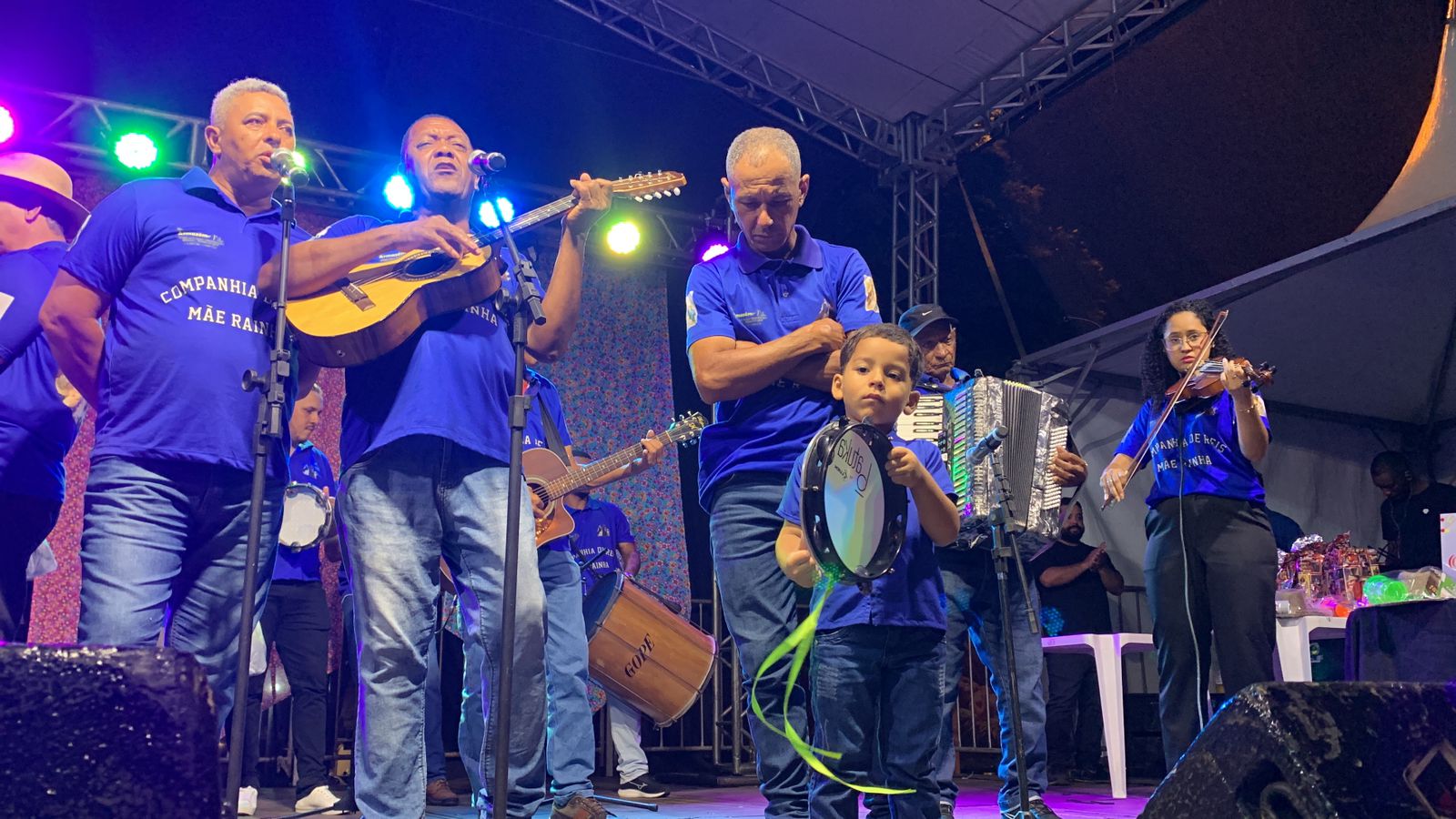 Encontro das Companhias de Reis retorna à Praça Cônego Victor e atrai grande público
