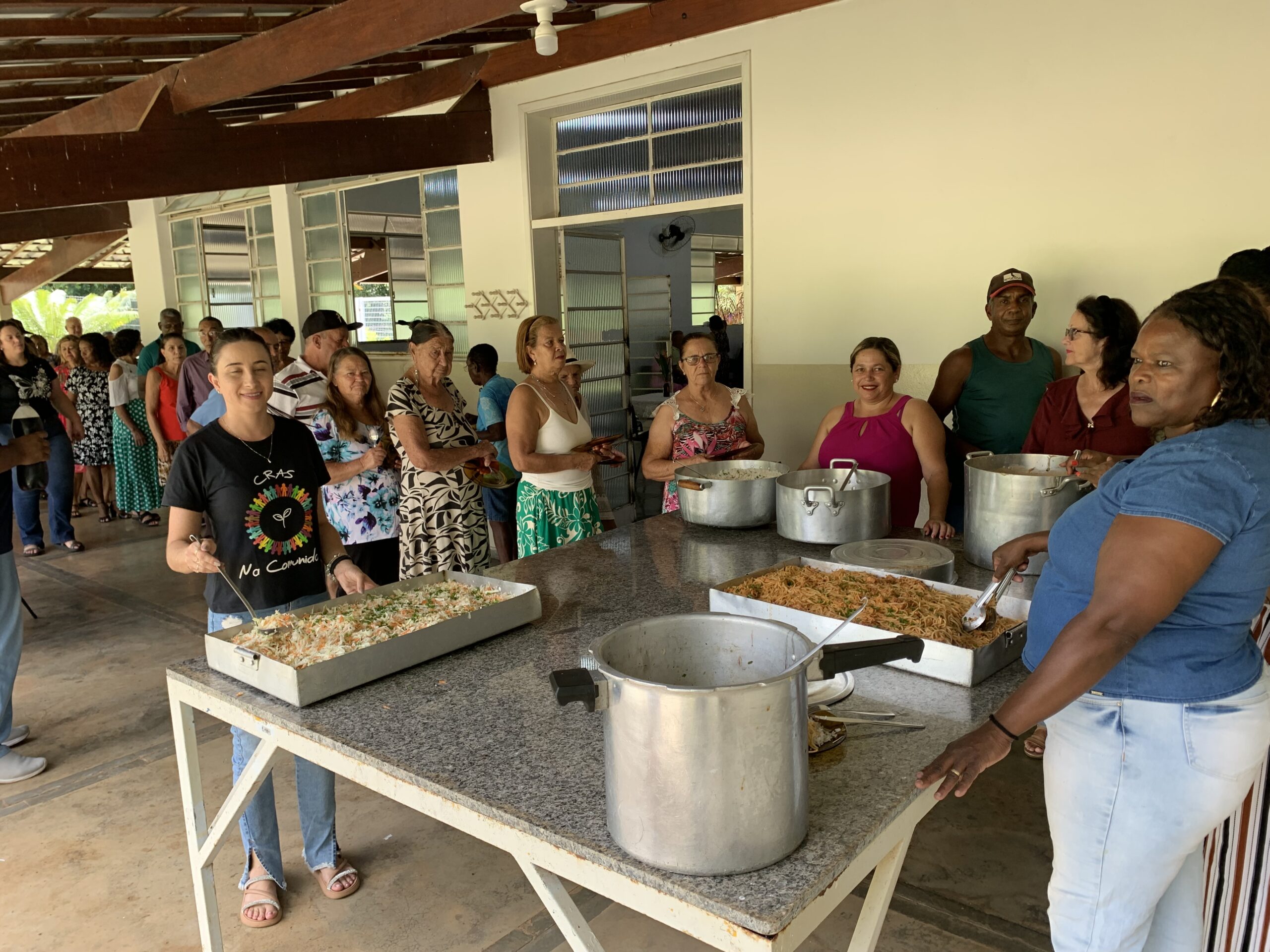 Centro do Idoso inicia atividades do ano com almoço especial
