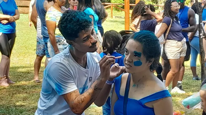 APAE de Três Pontas reforça compromisso com o público autista na 2ª Marcha Azul