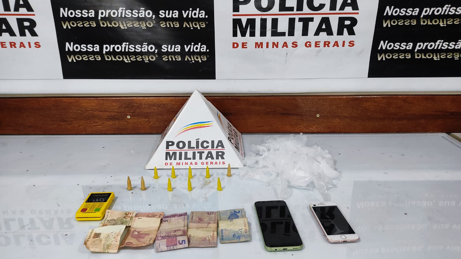 Polícia Militar age com eficiência e prende suspeito por tráfico de drogas no Catumbi
