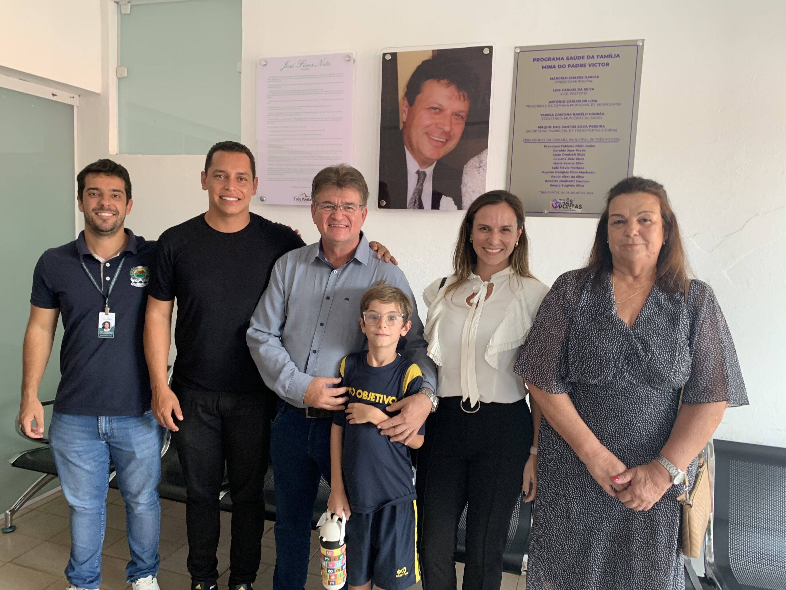 Unidade de Saúde Mina do Padre Vitor recebe o nome do médico Dr. José Feres Neto