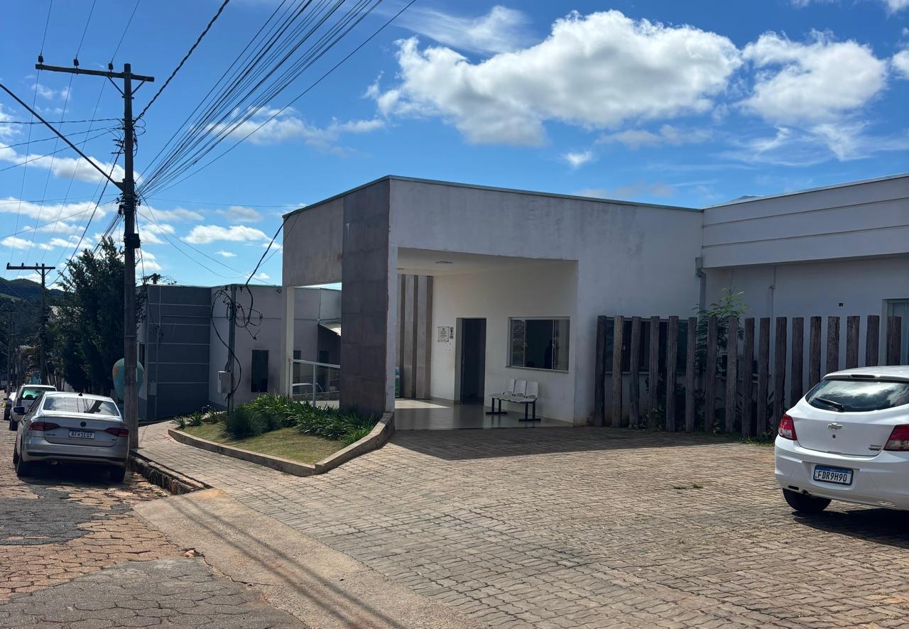 Polícia Militar contém agressor após esfaquear seu próprio tio em llicínea