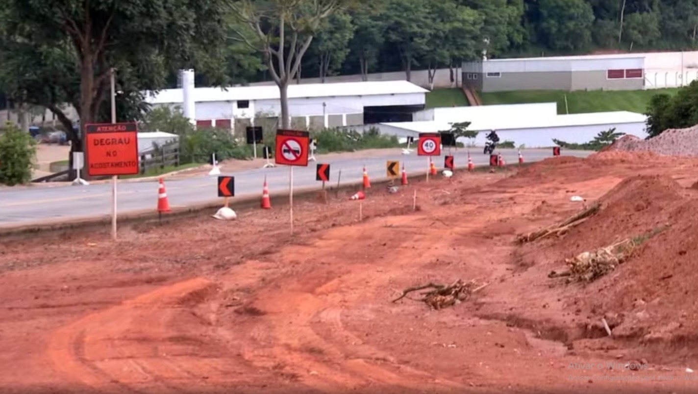 Obras da MG-167 entre Três Pontas e Varginha sofrem novo adiamento e seguem sem data definida para conclusão