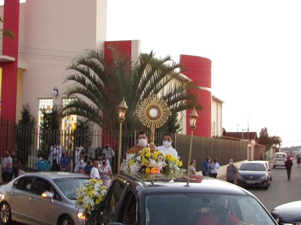 Corpus Christi: fé, tradição e solidariedade marcam celebrações nesta quinta-feira. Veja programação
