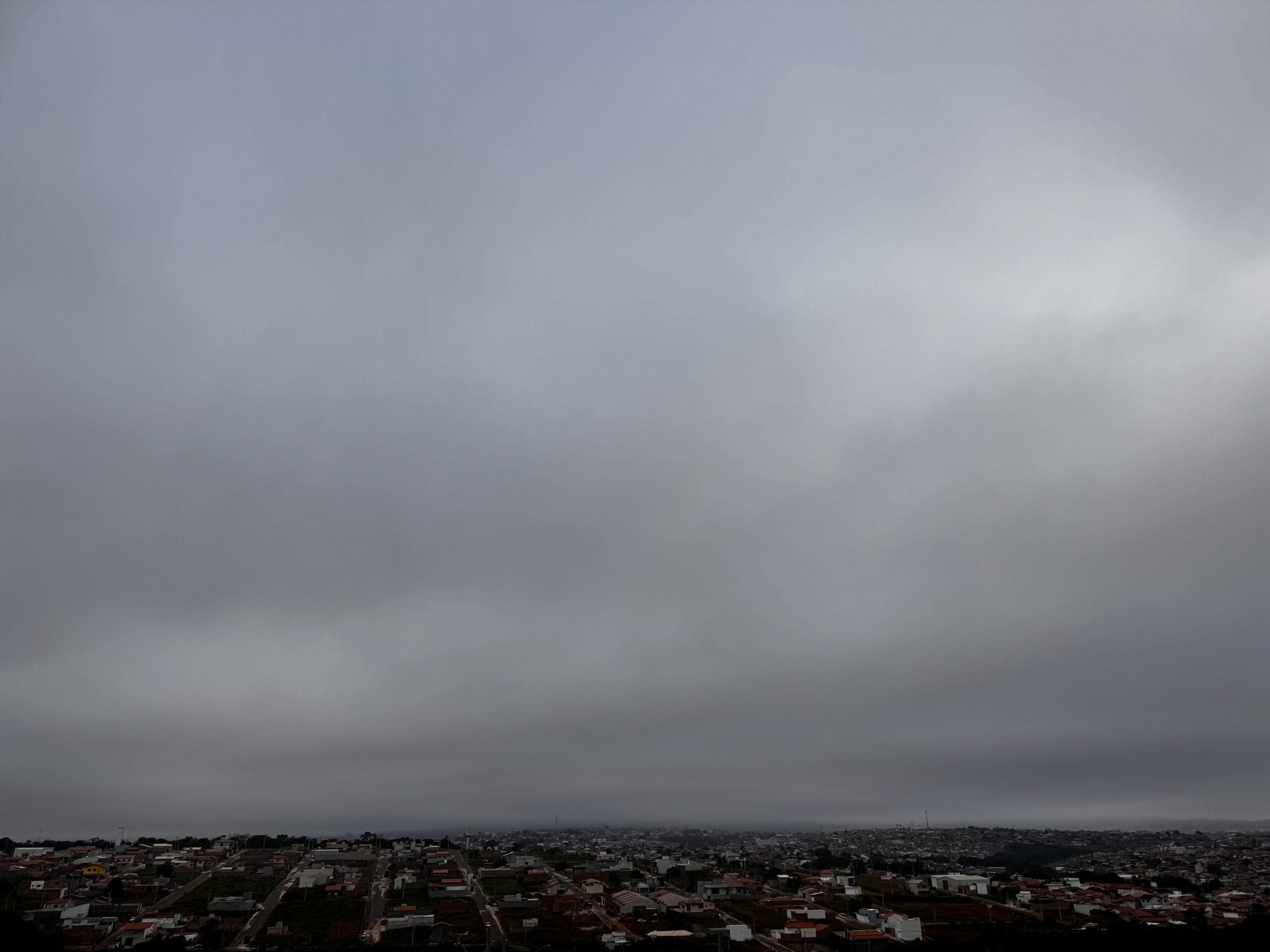 Terça com chance de chuva à tarde em Três Pontas