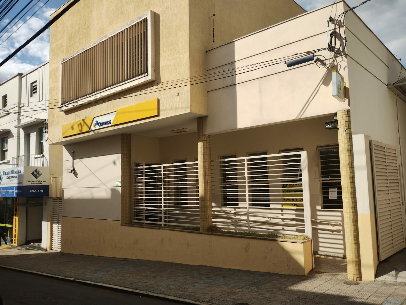 Correios começa a atender aposentados e pensionistas do INSS