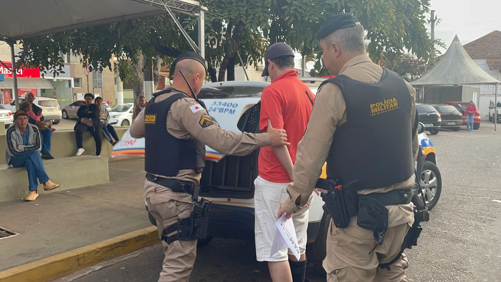 Motorista assalta posto de combustíveis em Três Pontas e acaba preso