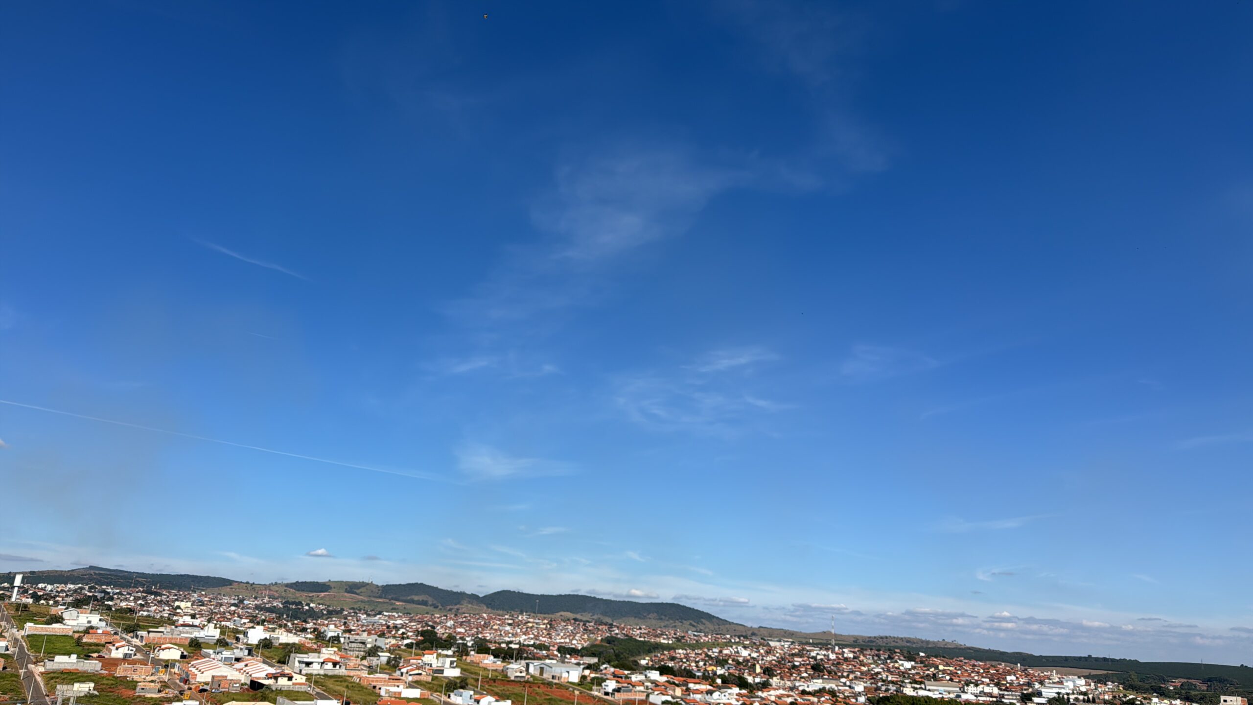 Terça-feira com sol, tempo firme e clima agradável em Três Pontas