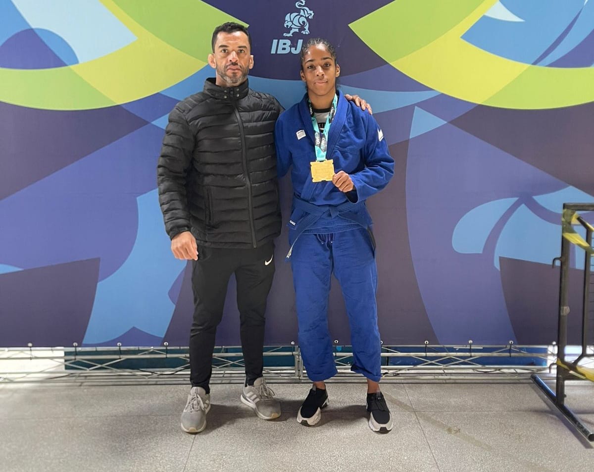 Duda é ouro mais uma vez