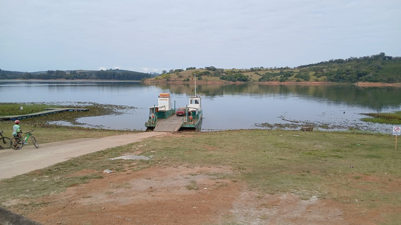 Atenção para os horários de travessia da balsa do Pontalete