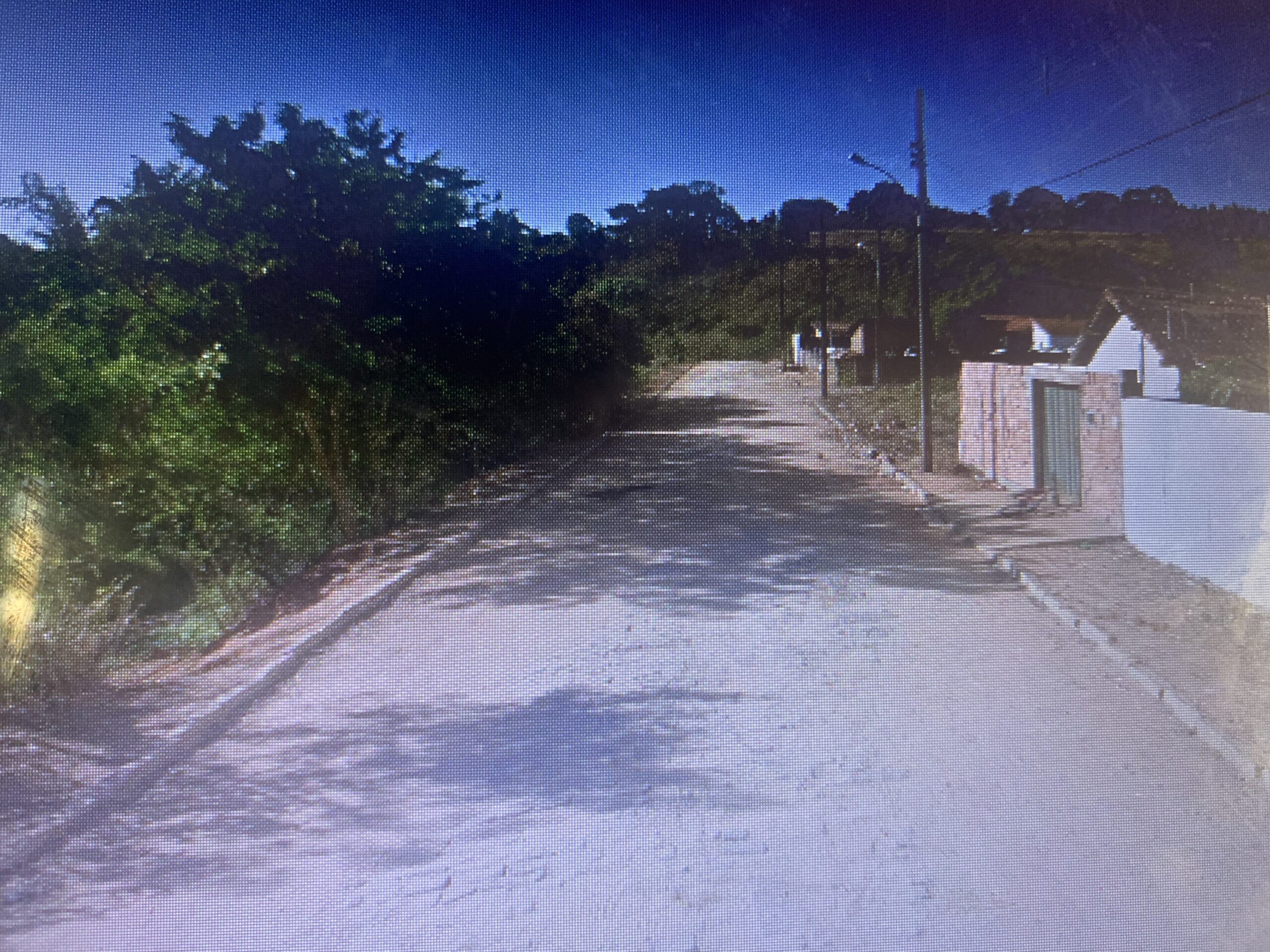 Homem é preso acusado de abusar de adolescente, em horta no bairro Azarias Campos