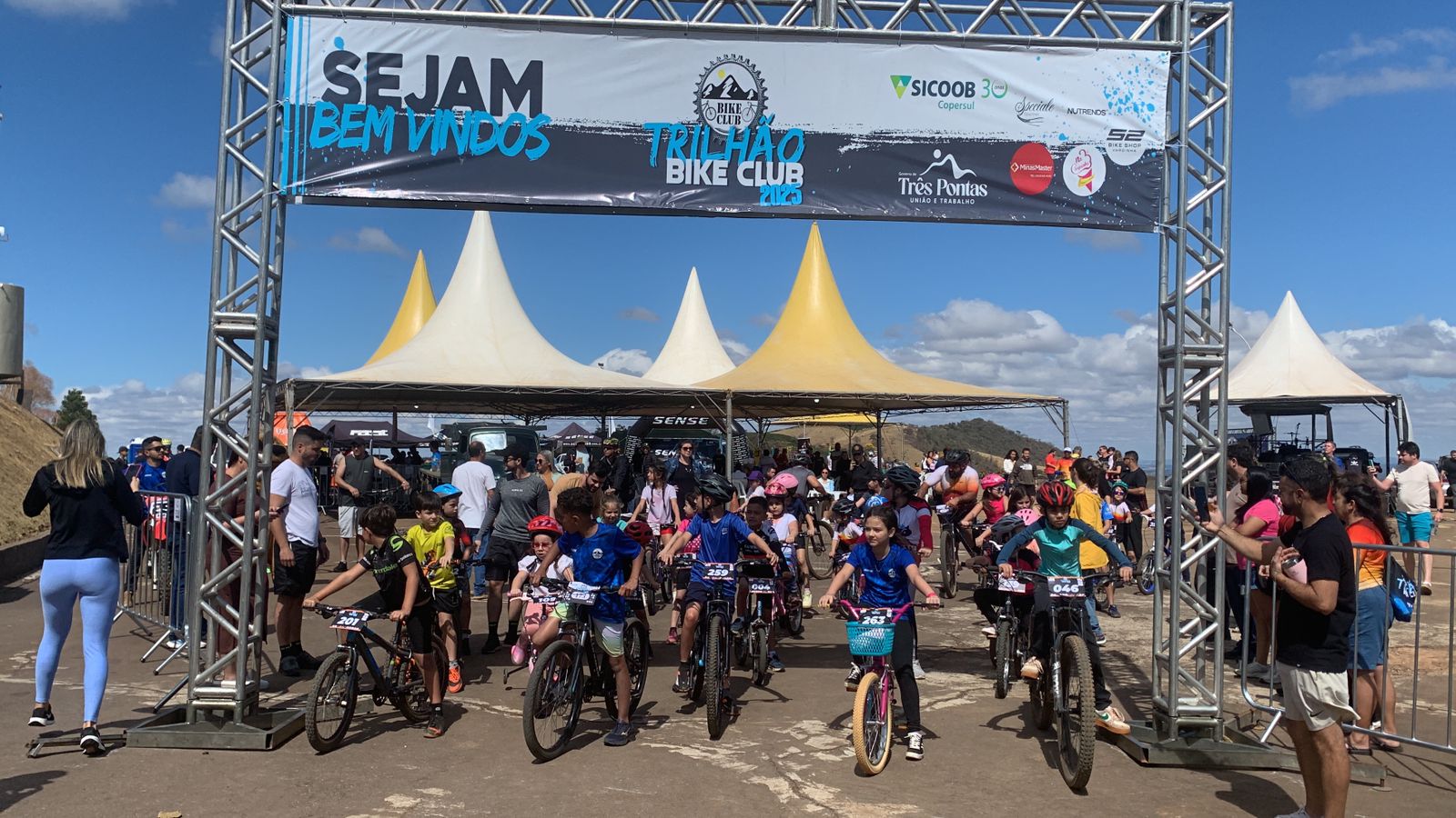 Sucesso absoluto: Trilhão Bike Club movimenta esporte, lazer e música em Três Pontas