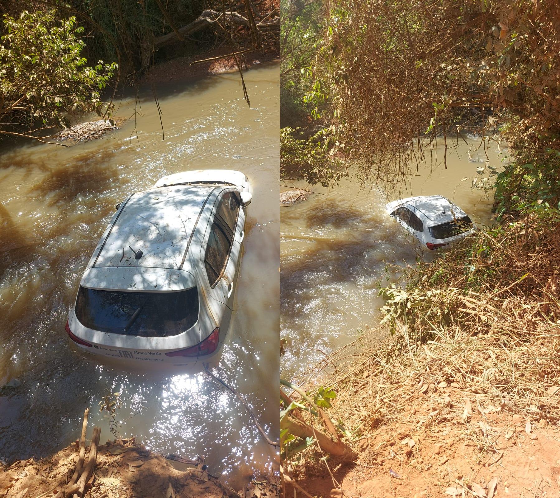 Consultora cai de carro dentro de córrego entre Três Pontas e Córrego do Ouro