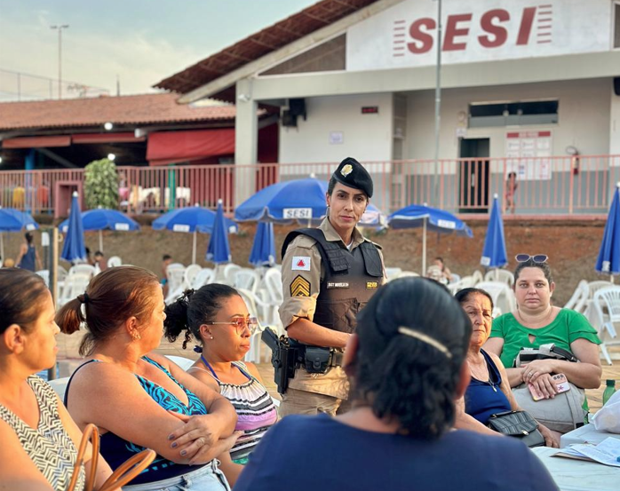 PM realiza palestra sobre prevenção de golpes em homenagem ao mês da pessoa idosa