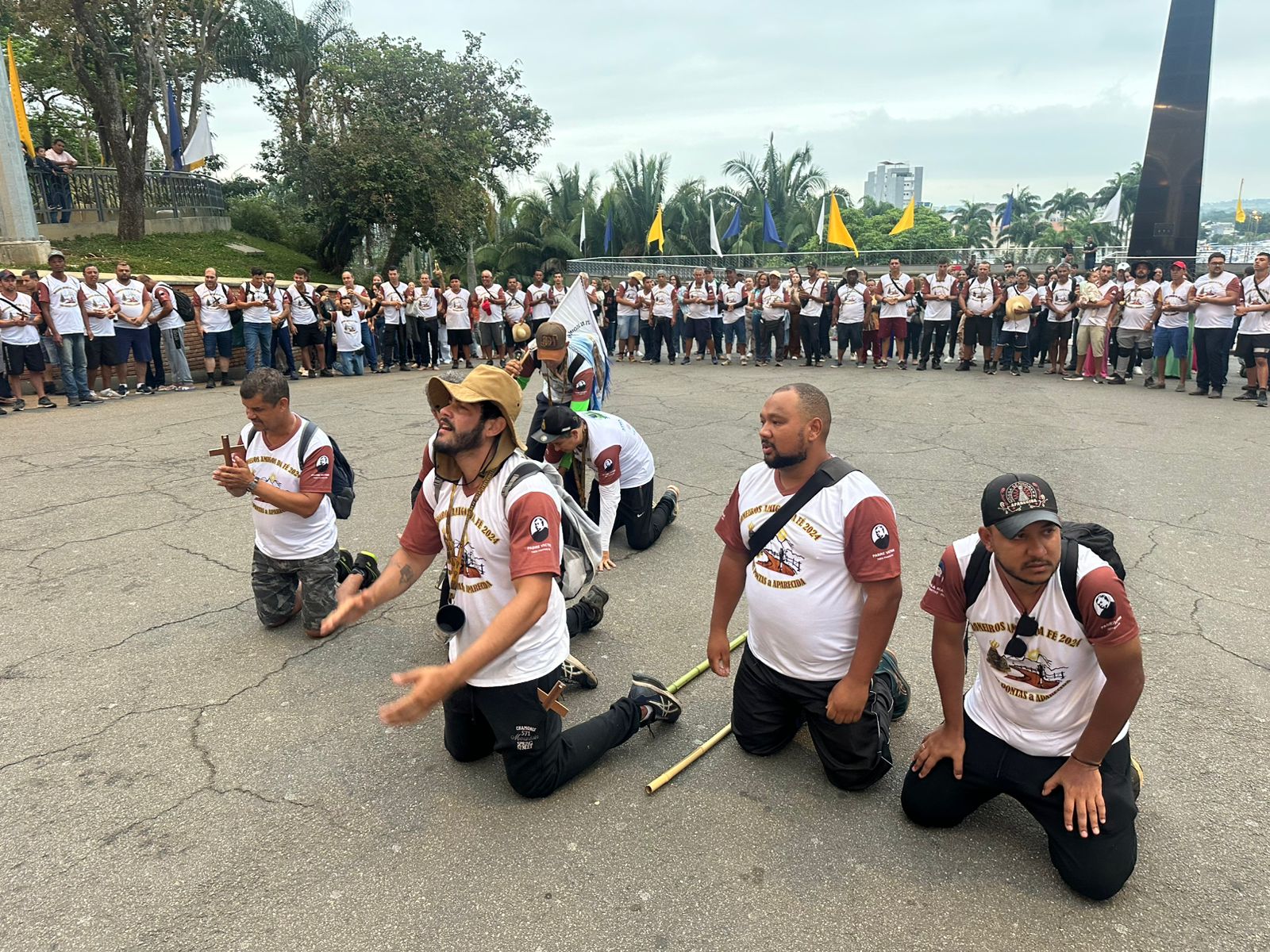 Romaria “Amigos da Fé” parte de Três Pontas em mais uma caminhada rumo a Aparecida