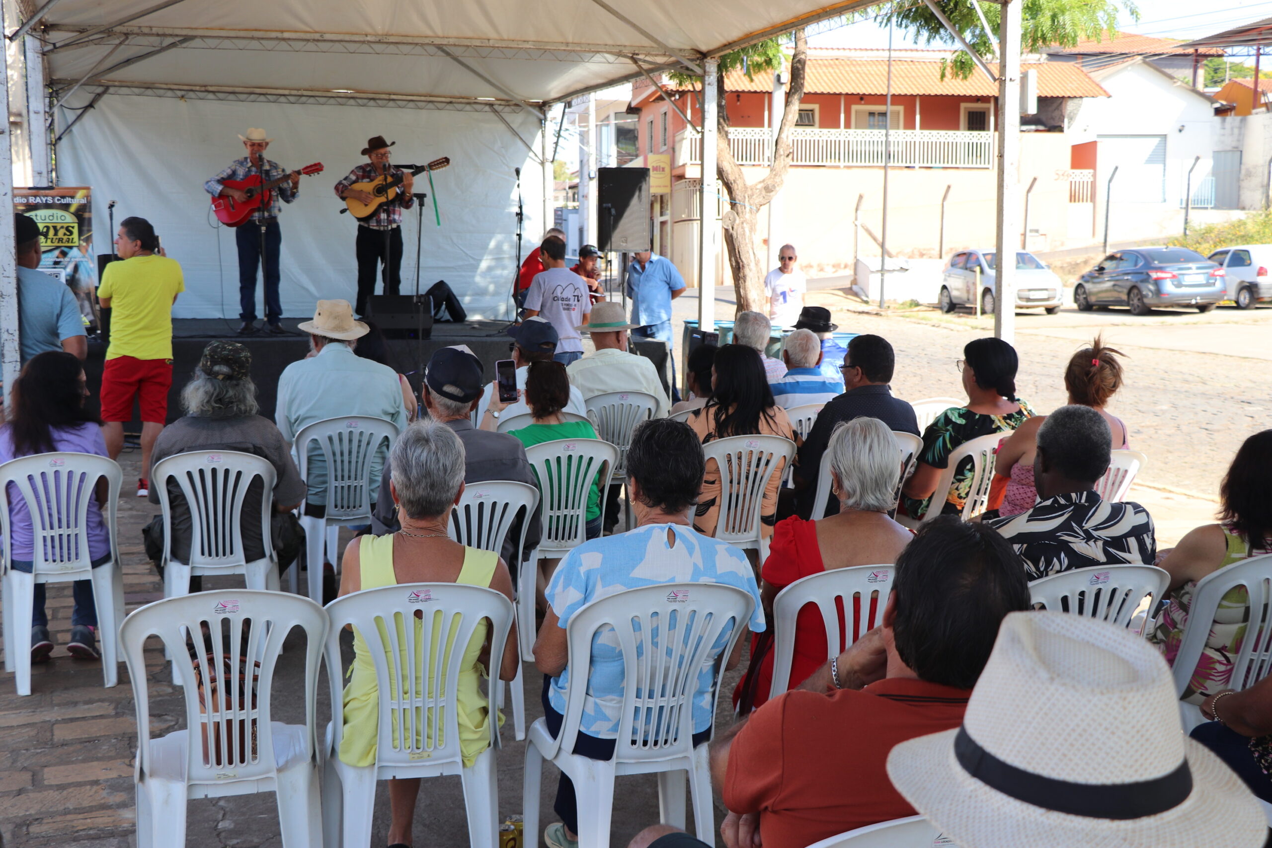 Encontro de Violeiros emociona e reforça identidade cultural de Três Pontas