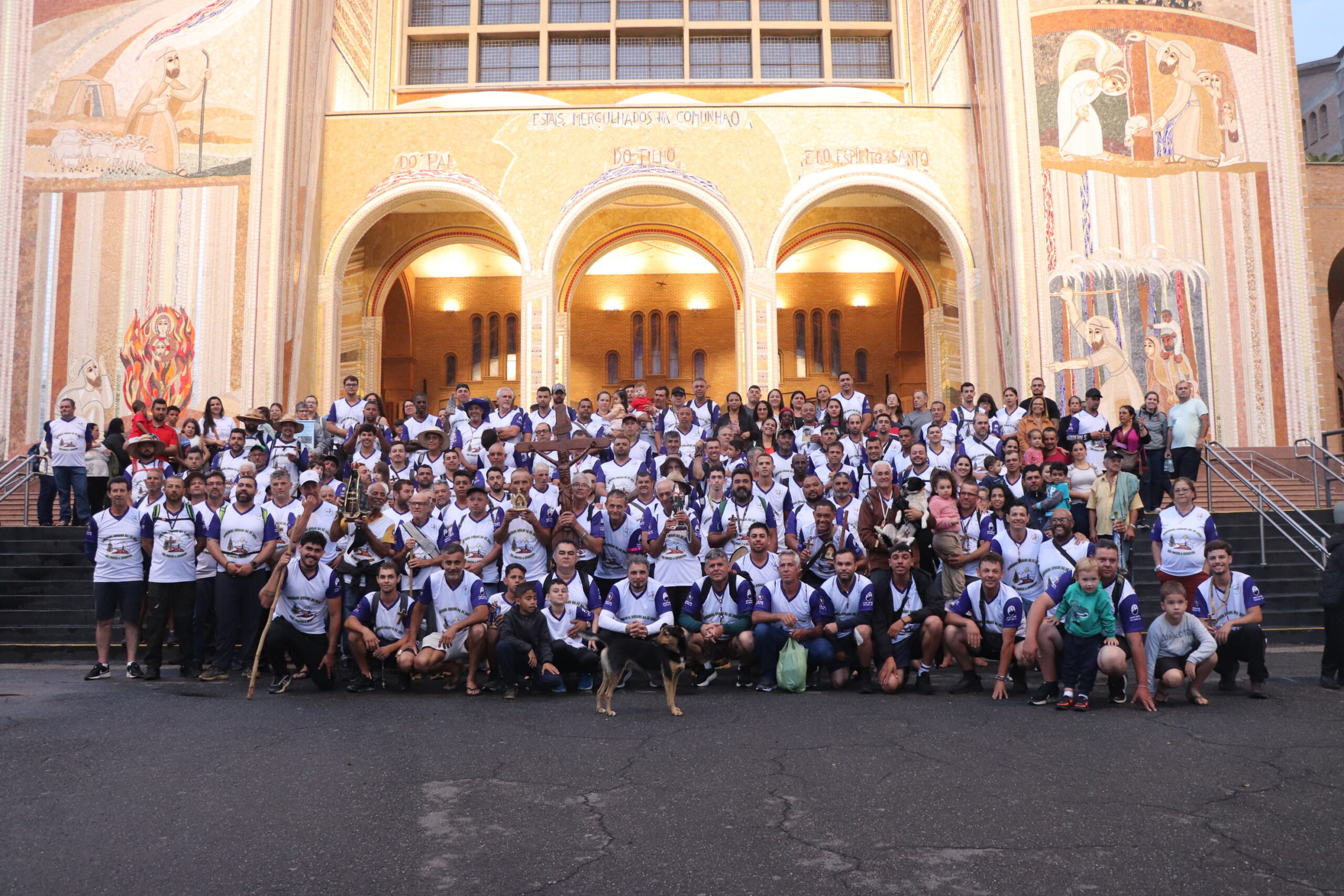 “Do altar de Três Pontas ao altar de Aparecida: romaria emociona e renova a fé dos devotos”