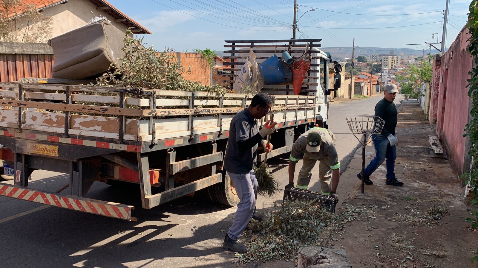Projeto Bota Fora TP chega ao bairro Antônio de Brito neste sábado