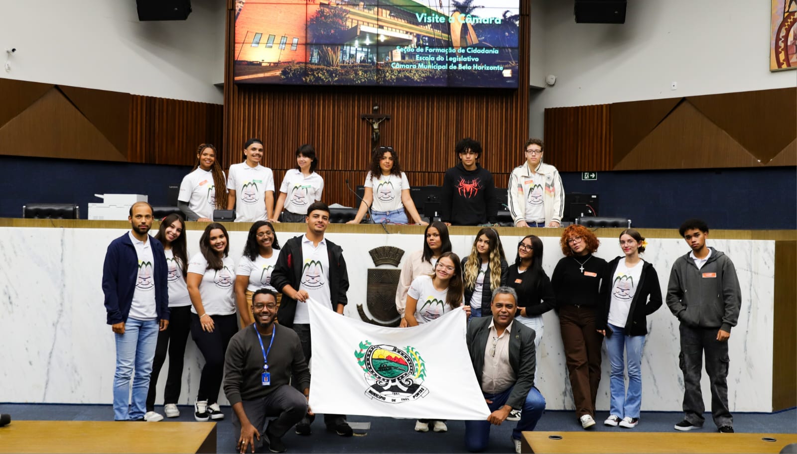 PJ de Três Pontas visita Câmara de BH e Assembleia Legislativa na reta final das atividades