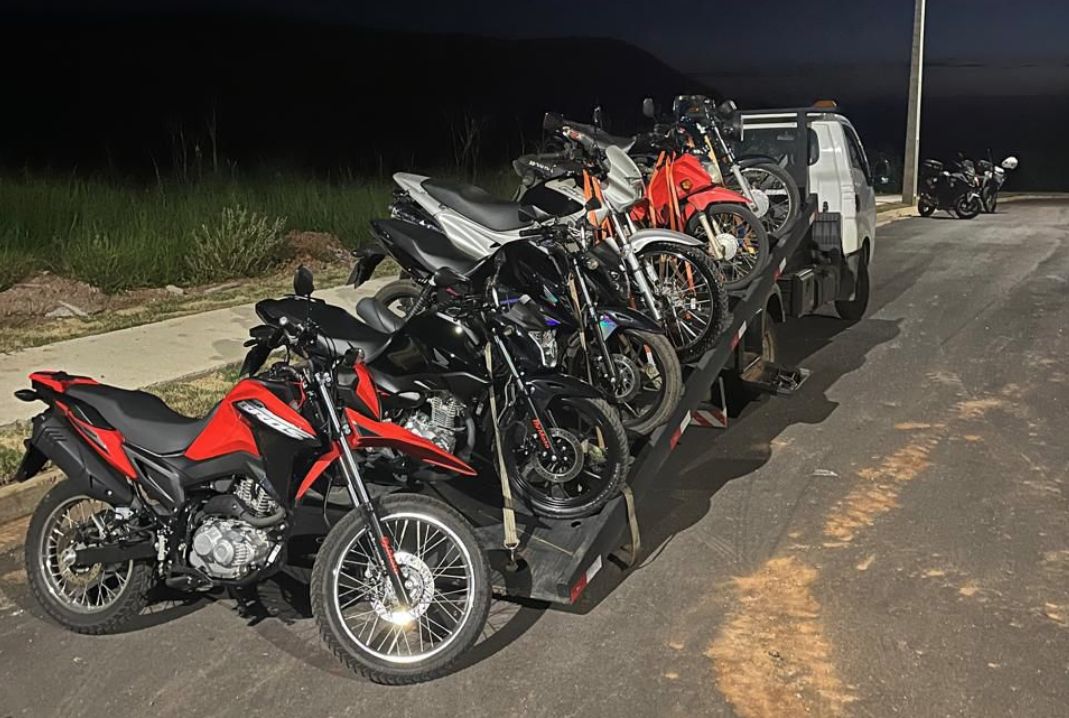 Operação Cavalo de Aço rigorosa da PM em Três Pontas registra prisões e apreensões de motos e carros