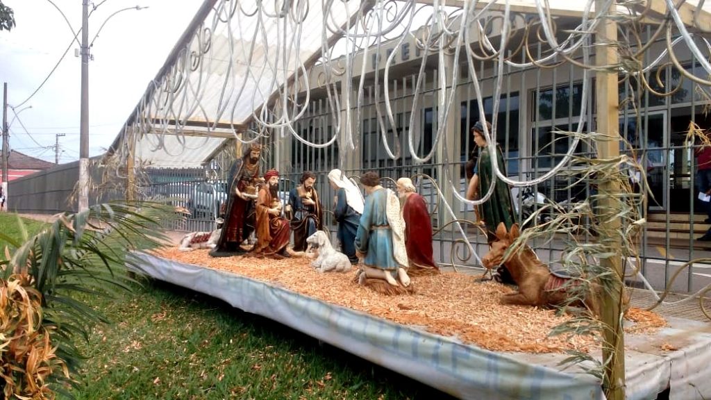 Prefeitura tem mudanças no expediente e coleta de lixo para o Natal