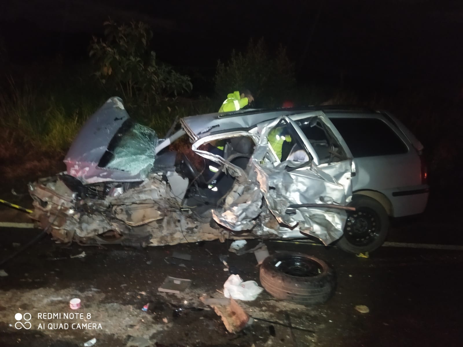 Acidente na MGC-369 deixa um morto e sete feridos na rodovia de Campos Gerais