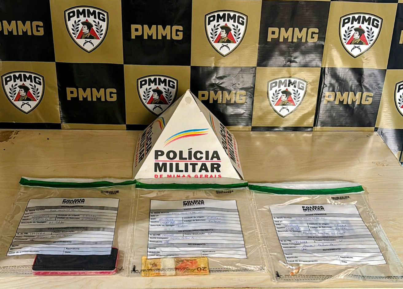 Jovem é preso por suspeita de tráfico em Cristais