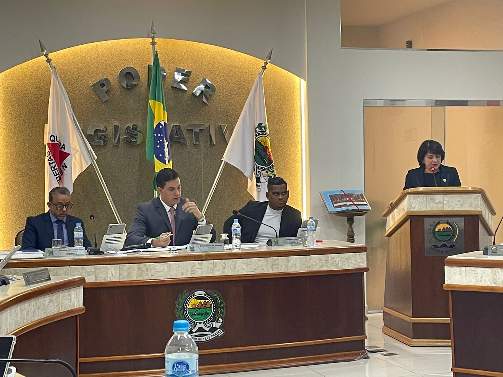 Sem votações, sessão da Câmara destaca demandas e projetos do Executivo