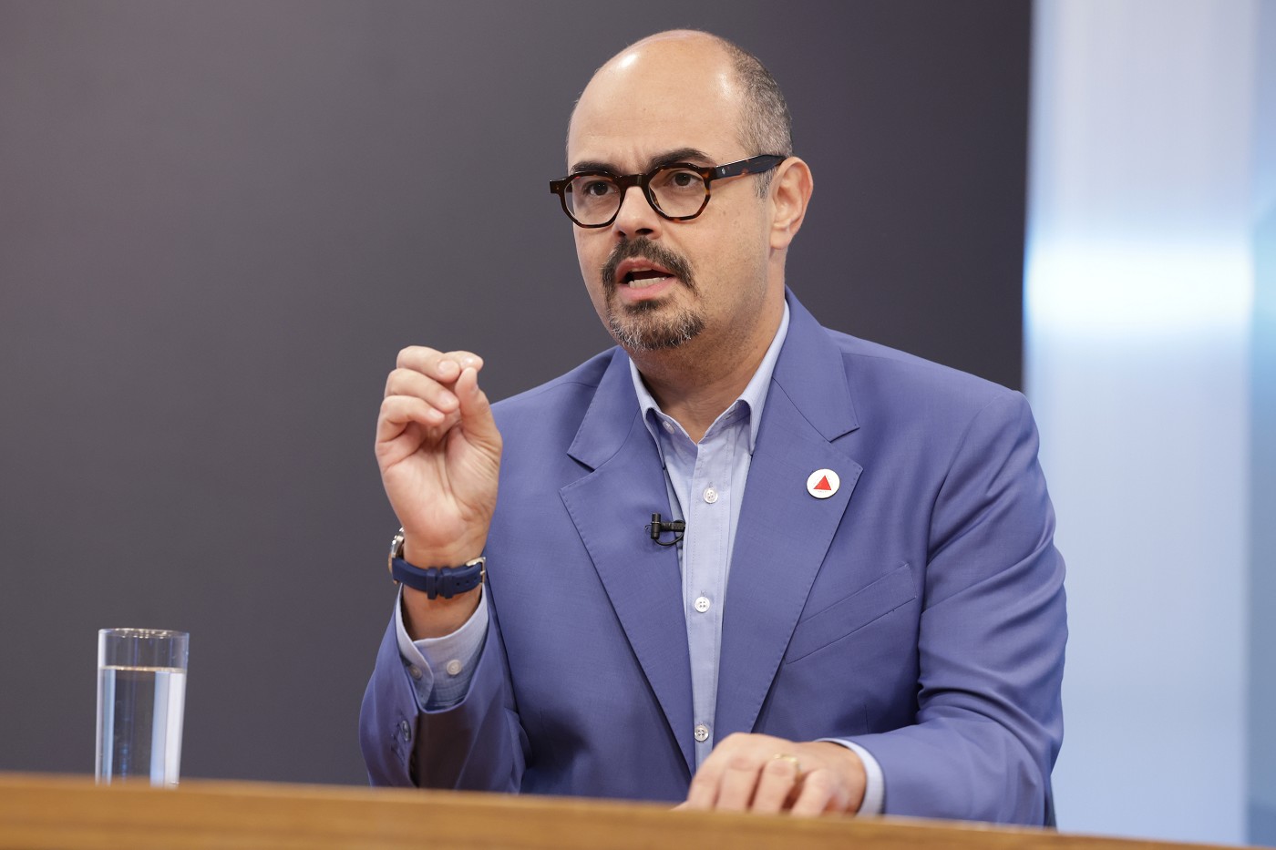 Assembleia de Minas empossará Mateus Simões como governador do Estado