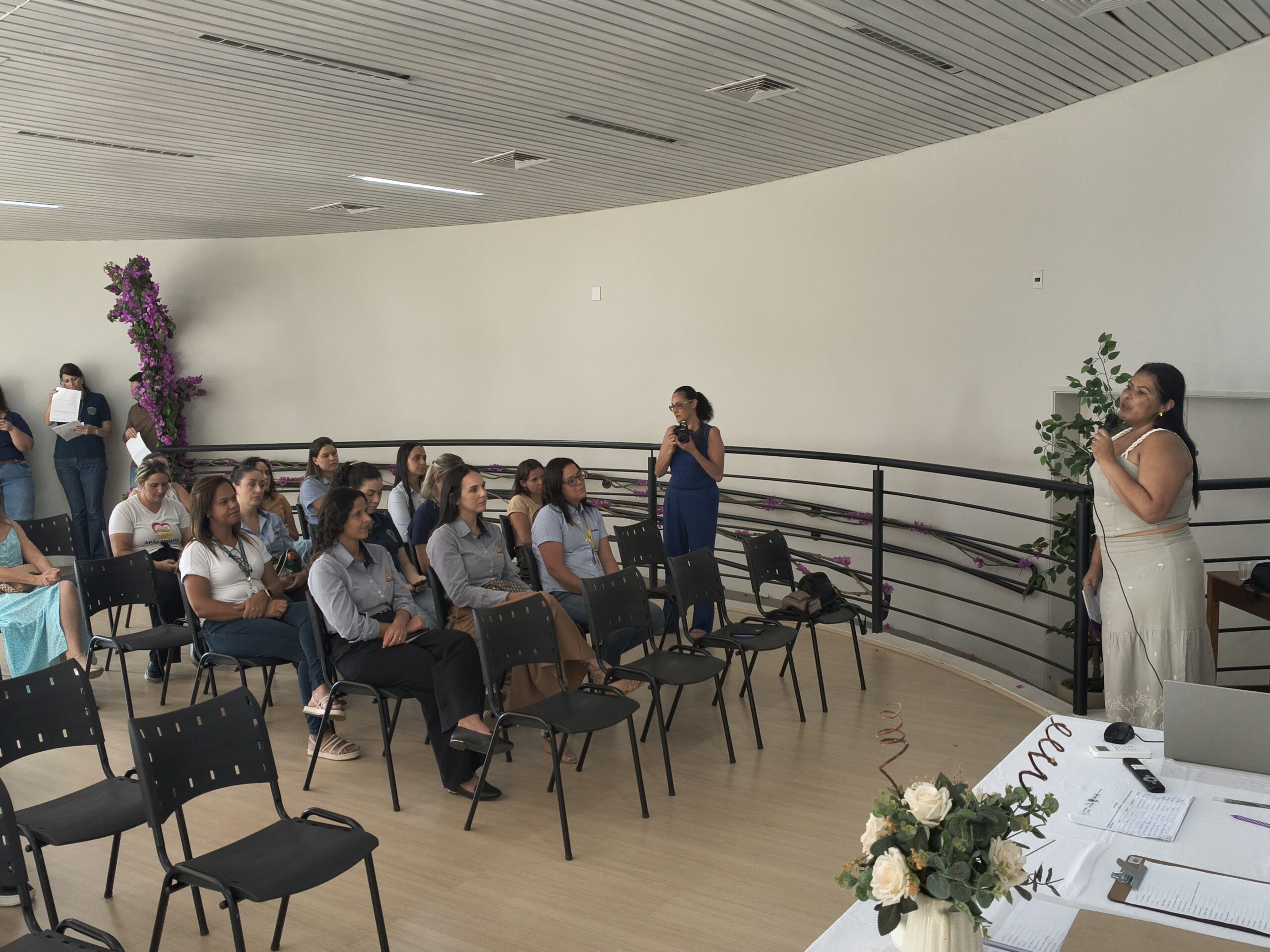 Três Pontas certifica 30 estabelecimentos como “Comércio Amigo da Mulher”