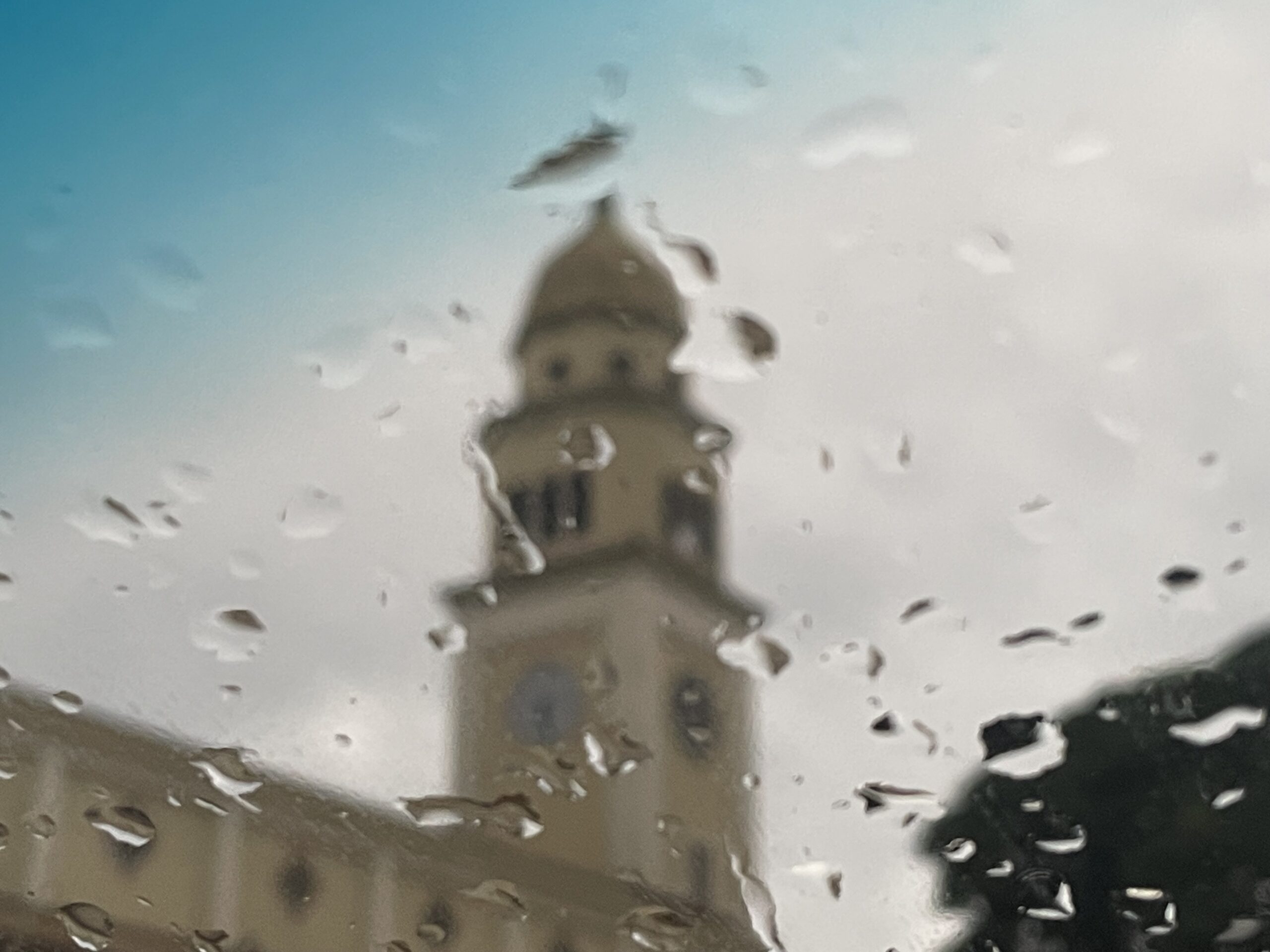 Último dia de março pode terminar com temporal