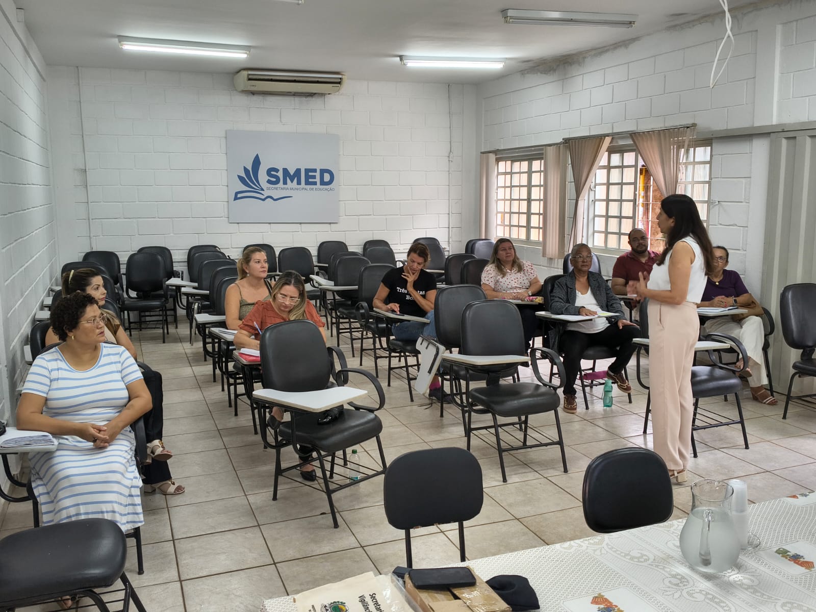 Saúde e Educação realizam capacitação para fortalecer prevenção ao Aedes aegypti nas escolas municipais