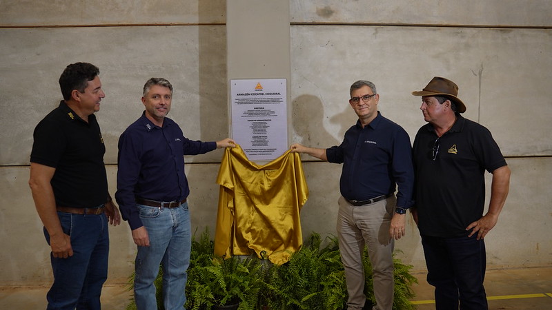 Cocatrel inaugura novo armazém em Coqueiral