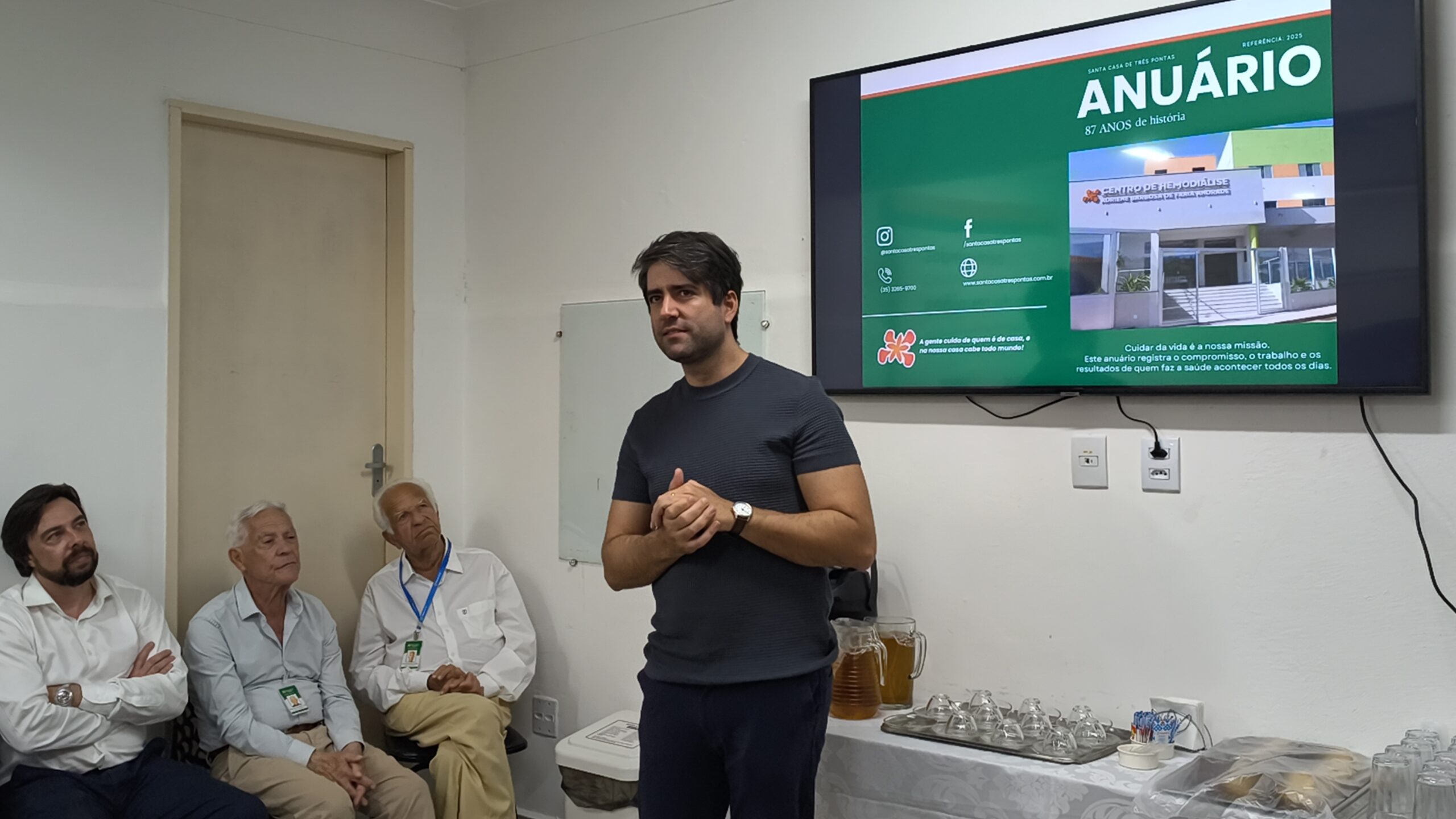 Secretário de Saúde de MG visita TP com o deputado Diego Andrade e confirma financiamento dos leitos de UTI