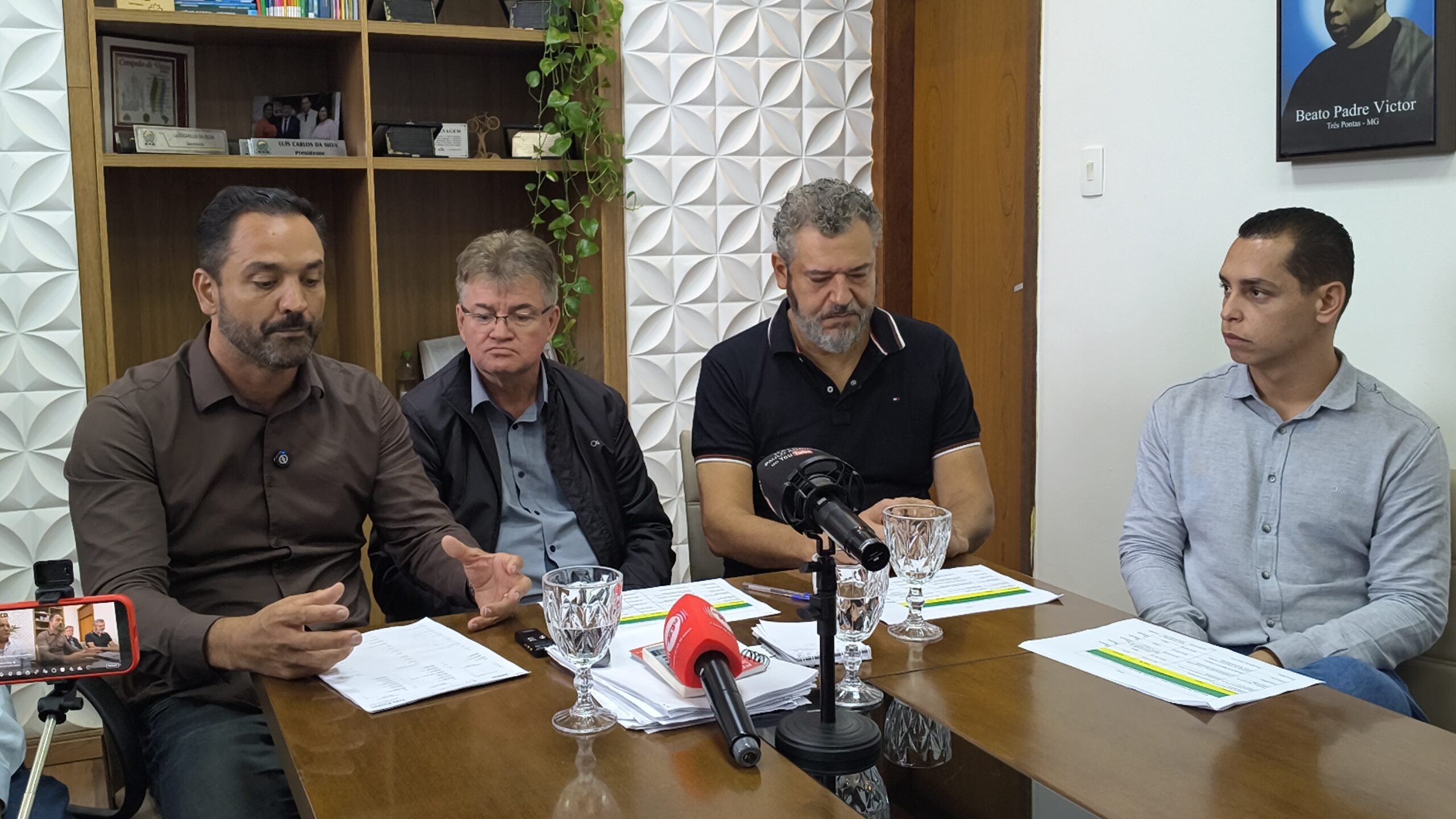 Deputado Caixa anuncia pacote histórico de R$6,4 milhões de emendas e reforça parceria com Diego Andrade